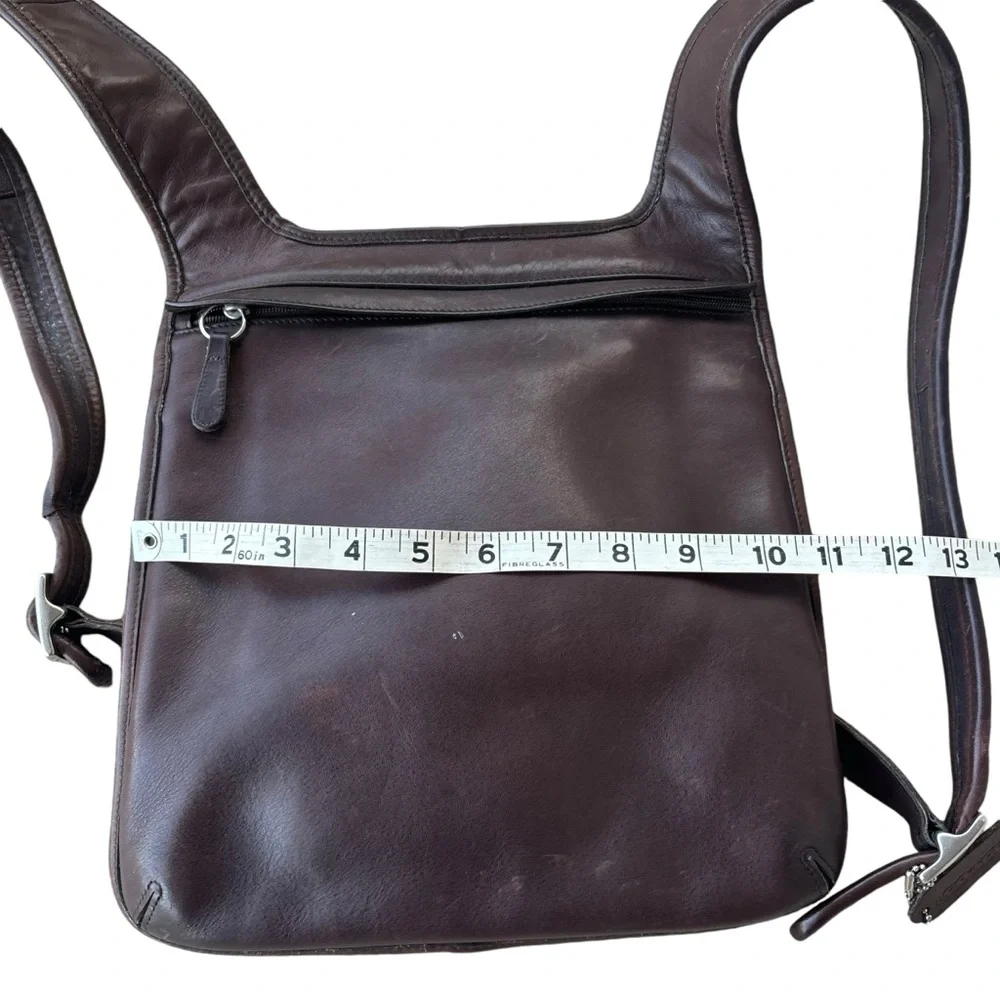 Vintage Rare COACH #9405 Slim Flat Hippie Backpack Brown Leather. - Picture 6 of 12